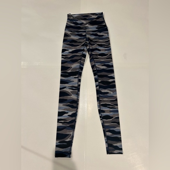 Lululemon Wunder Under Leggings 4 Full Length High Rise Blue Camo - Picture 1 of 8